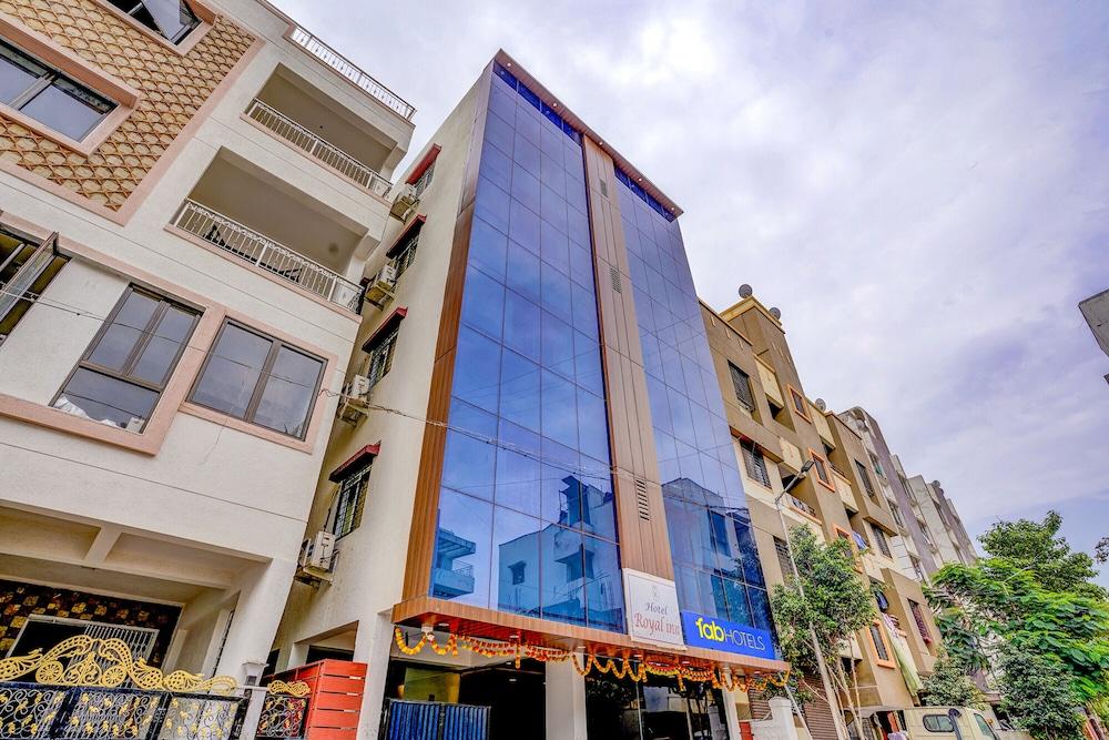 فاب هوتل رويال إن اوس المنطقة الخارجية