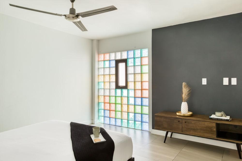 اييزي سنترو باي أوليف غرفة