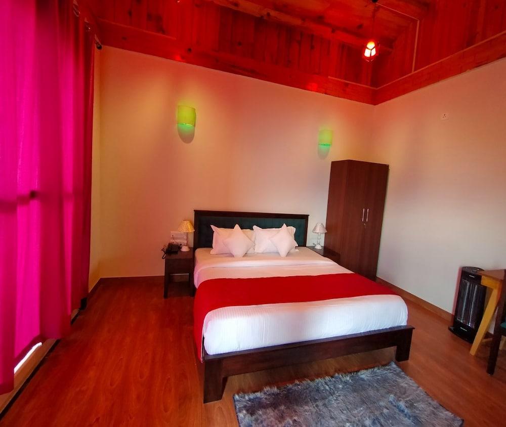 Satopanth The Auli Resort