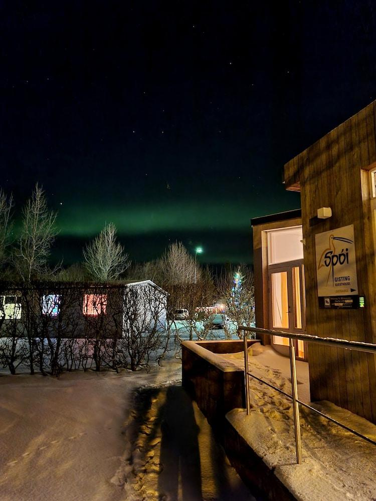 Spói Guesthouse Featured Image