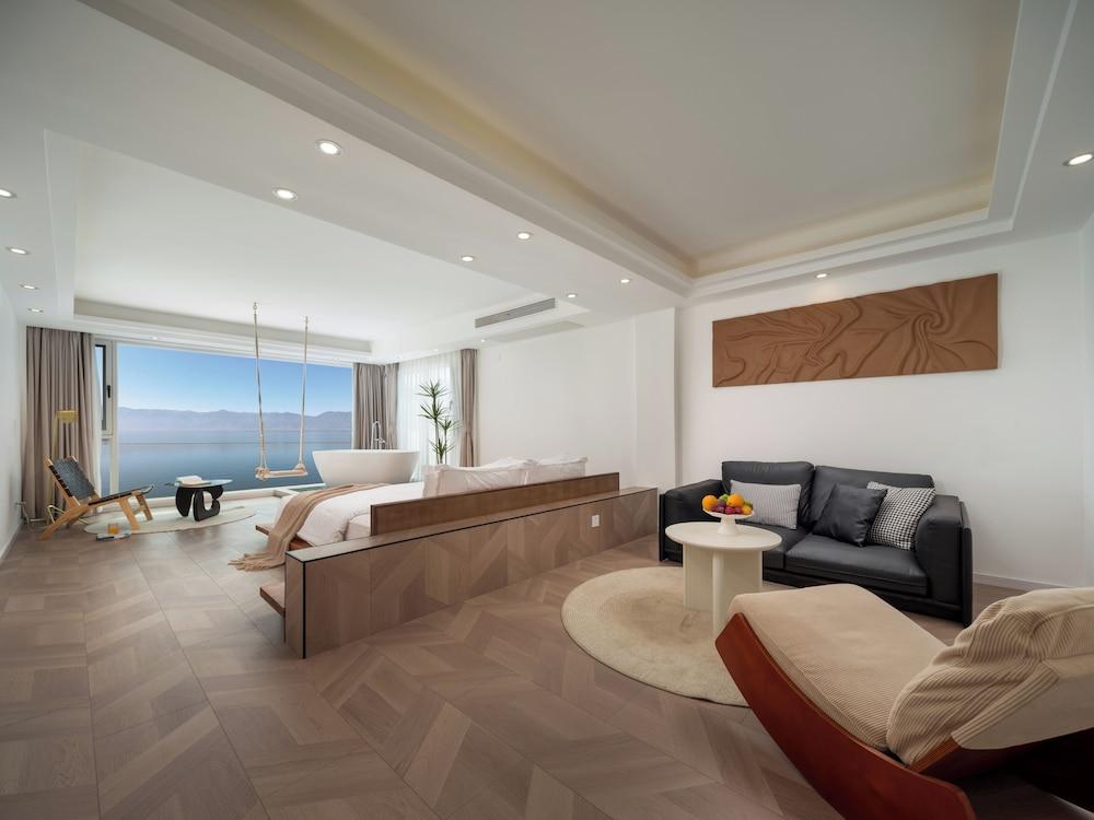 دا لي يو جيا رين هوتل