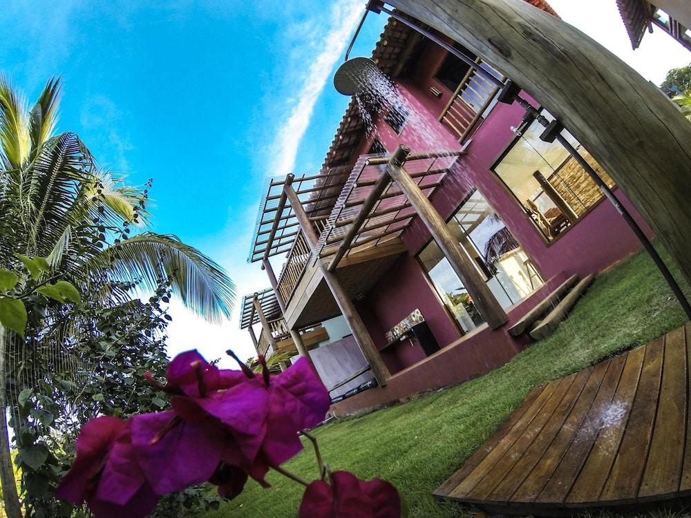 فيلا بيرولا نيغرا المنطقة الخارجية