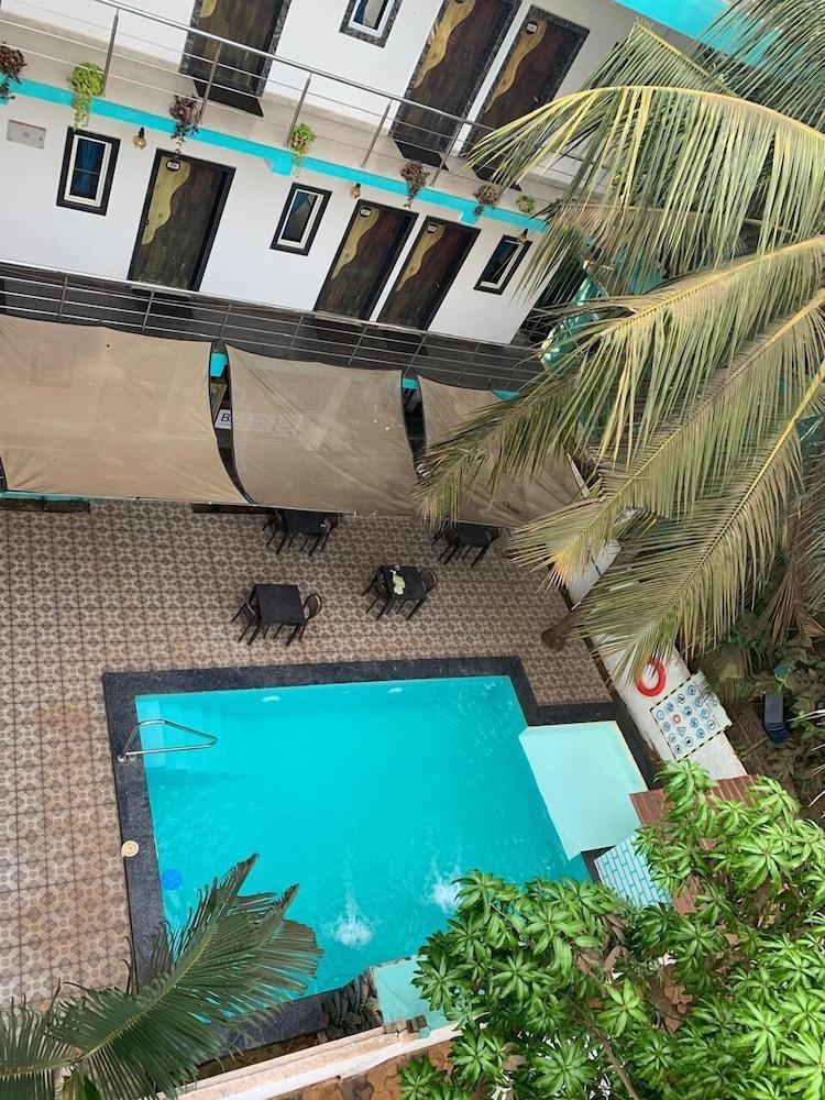 Sapphero Precise Goa Waterslide