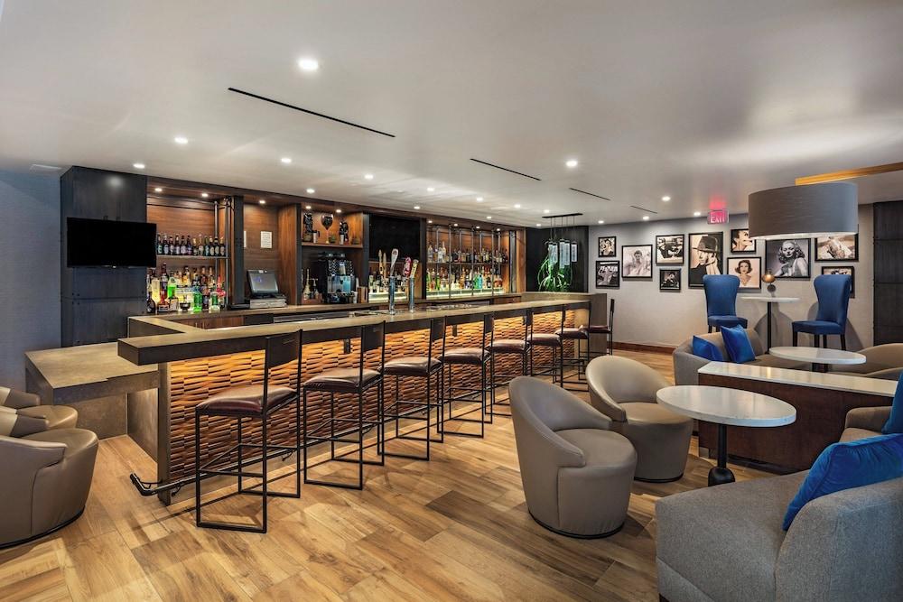 Four Points by Sheraton Los Angeles Westside Lobby