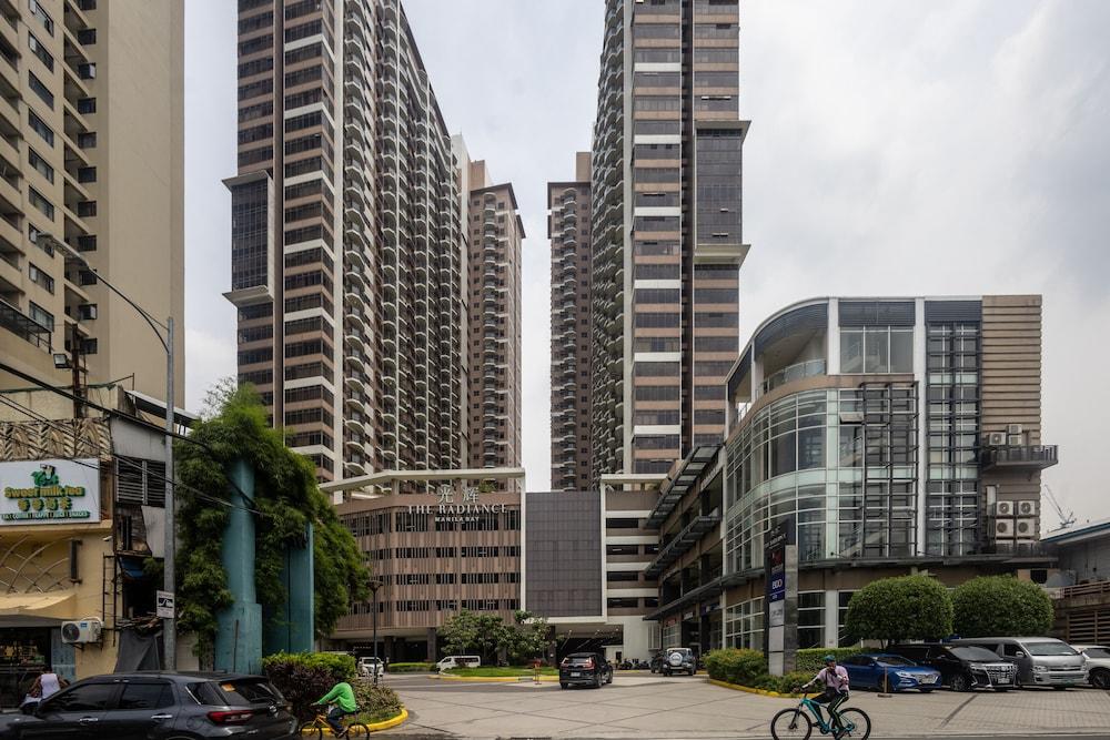 ذا راديانس مانيلا باي الصورة الأساسية