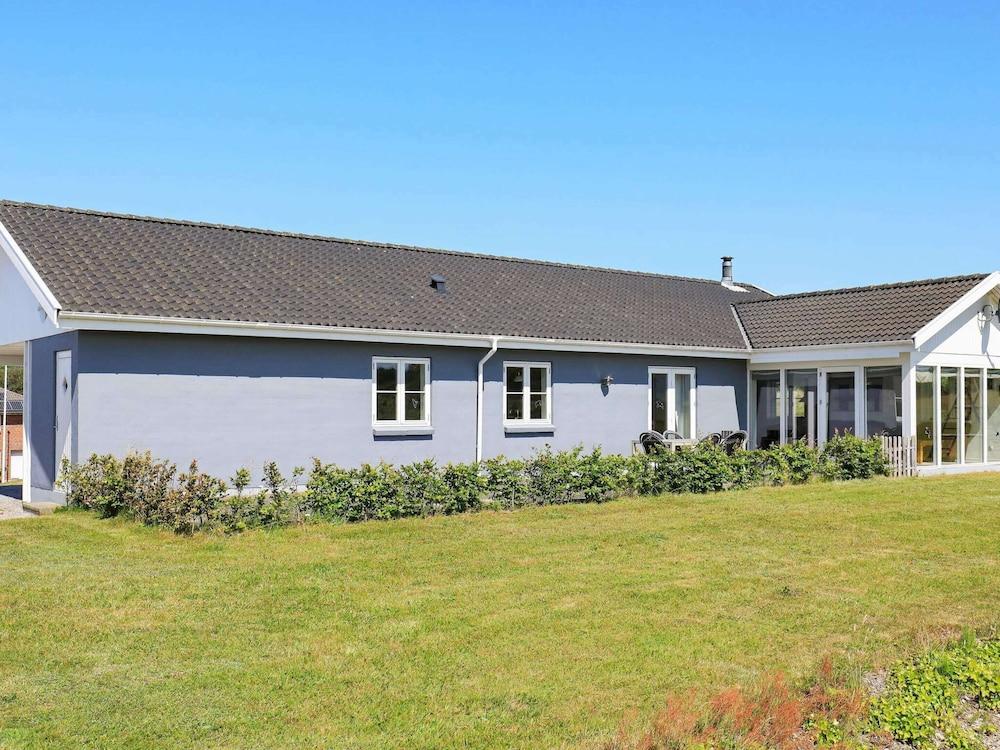 8 بيرسون هوليداي هوم إن سكالس باي تراوم