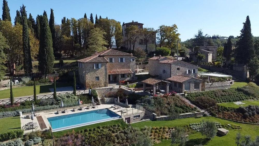 تشيميرا توسكاني ريزورت الصورة الأساسية