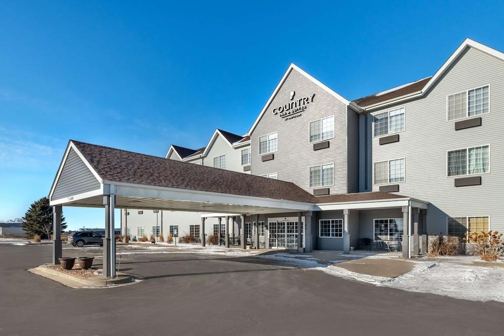 كانتري إن آند سويتس باي راديسون، ووتر تاون، داكوتا الجنوبية المنطقة الخارجية