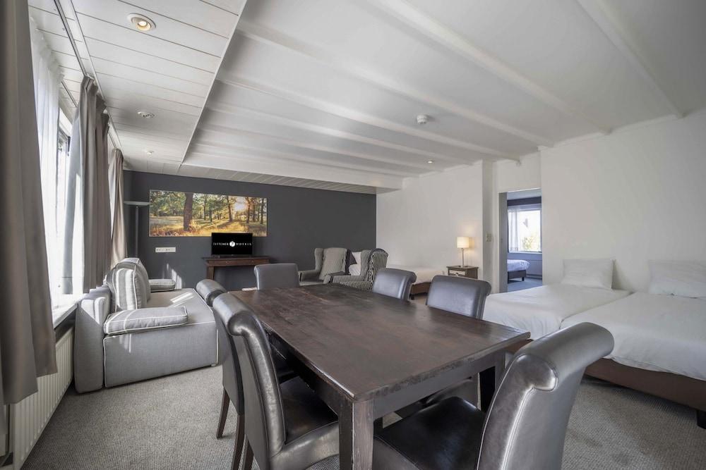 فليتشر هوتل - ريستورانت فالفيك غرفة