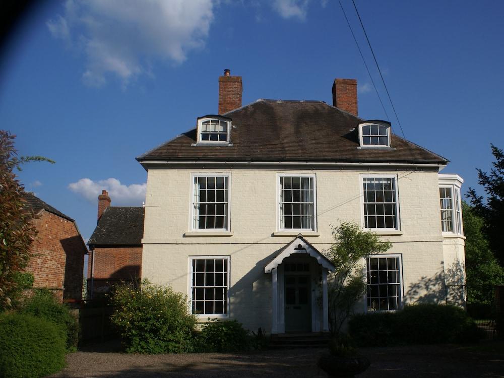 تريلو هاوس بد آند بريكفاست المنطقة الخارجية