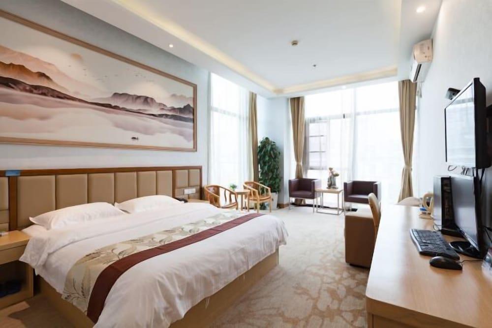 Hanshe Ligong Hotel (Shanghai Dahongqiao National Convention and Exhibition Center) Featured Image