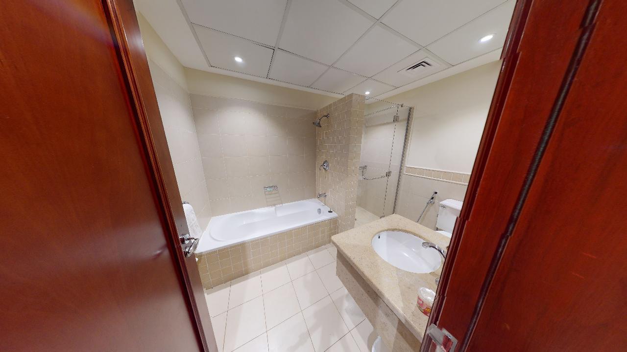 Luxurious Chalet with Sea View | 932 Bathroom