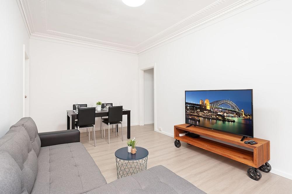 Newly Renovated Apt Close to CBD Unit 1 Living Area