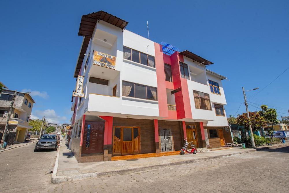 Hostal Tongo Reef Featured Image