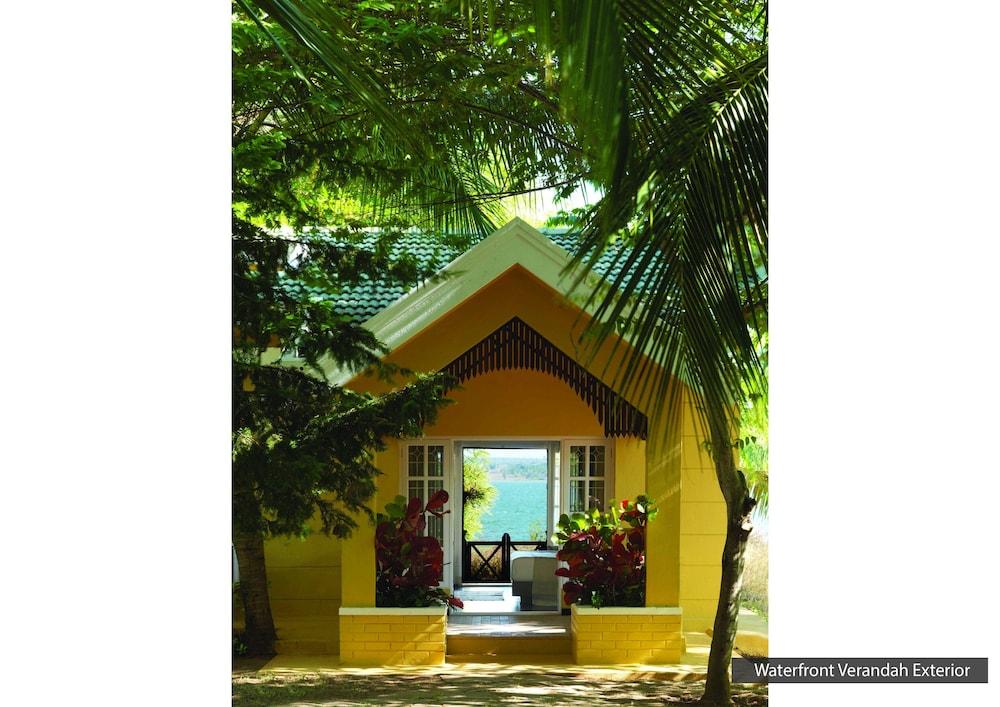 The Serai Kabini Exterior
