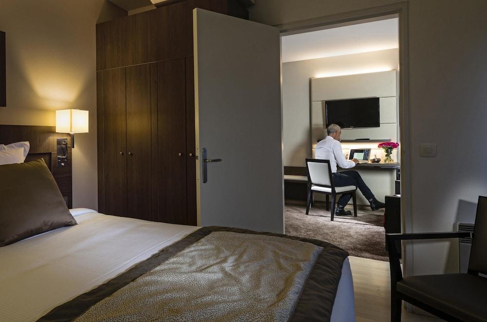 Residhome Courbevoie La Défense Room