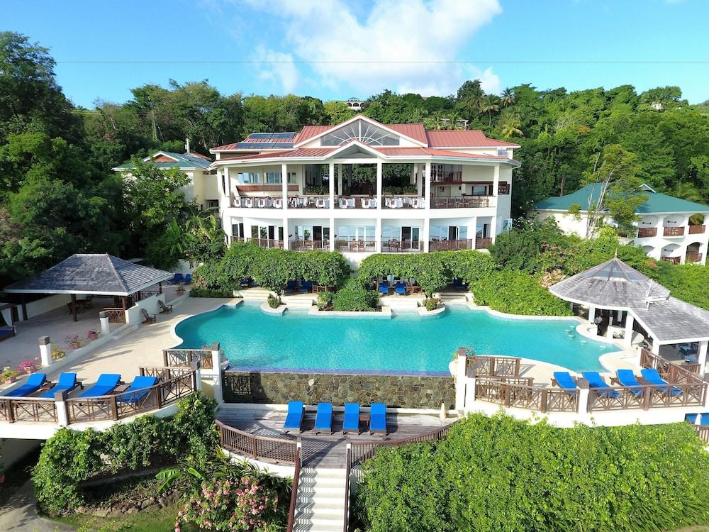 Calabash Cove Resort And Spa - Adults Only Property Grounds