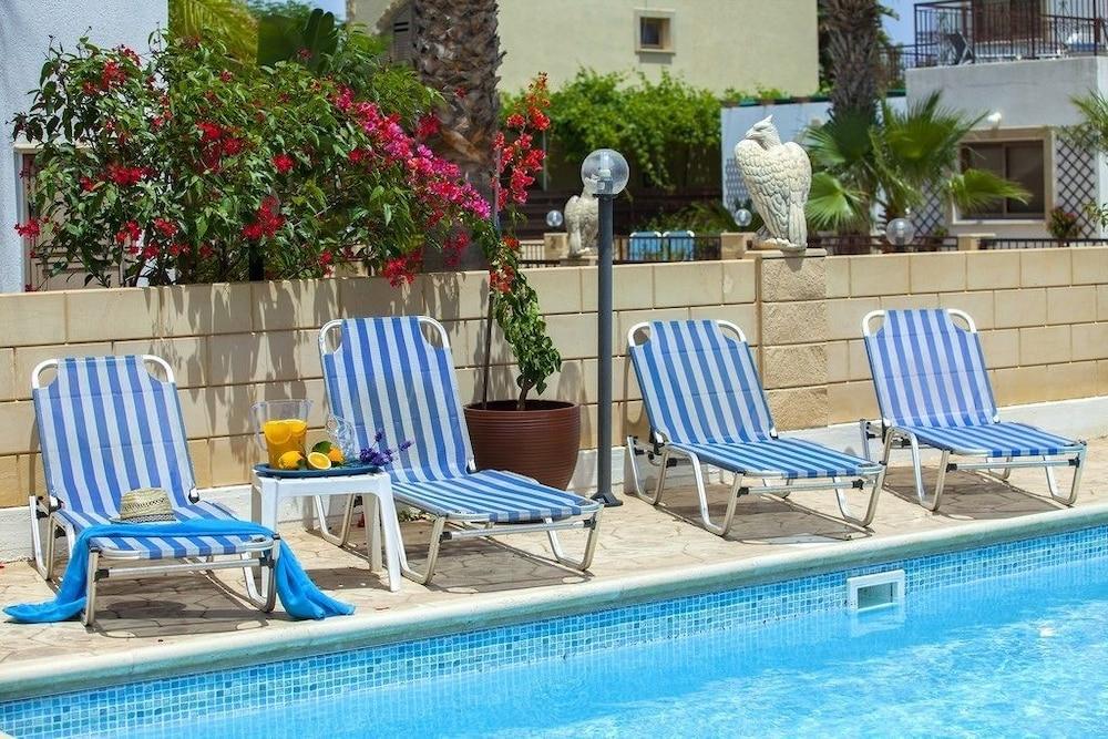 Protaras Villa Euphoria Sundeck