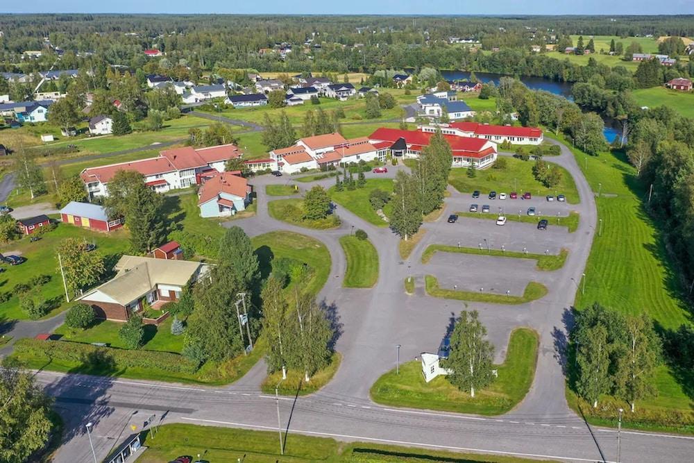 Hotelli Kaustinen Aerial View