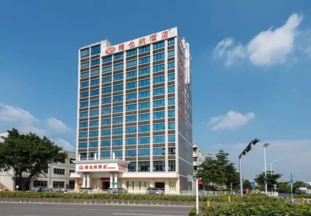 Vienna Hotel Gongming Huicheng Store