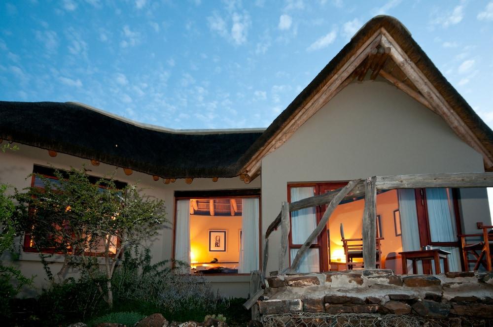 Kuzuko Lodge Exterior