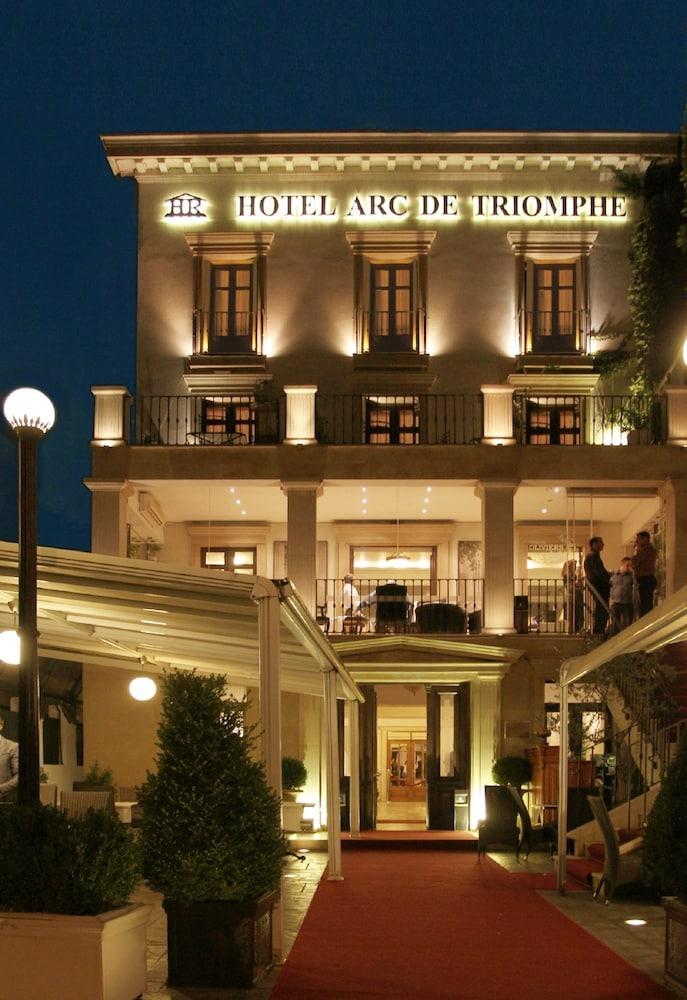 Arc de Triomphe by Residence Hotels Featured Image