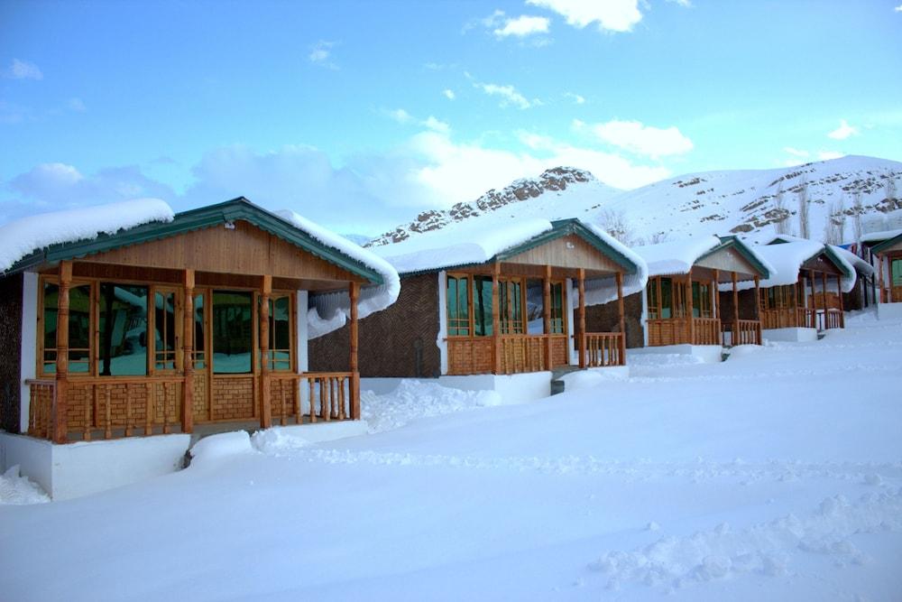 Rangyul Resort Featured Image