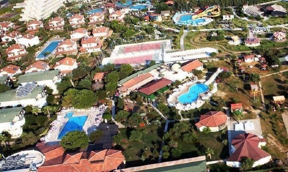 كلوب سيرينا بيتش - شامل جميع الخدمات منظر من الجو