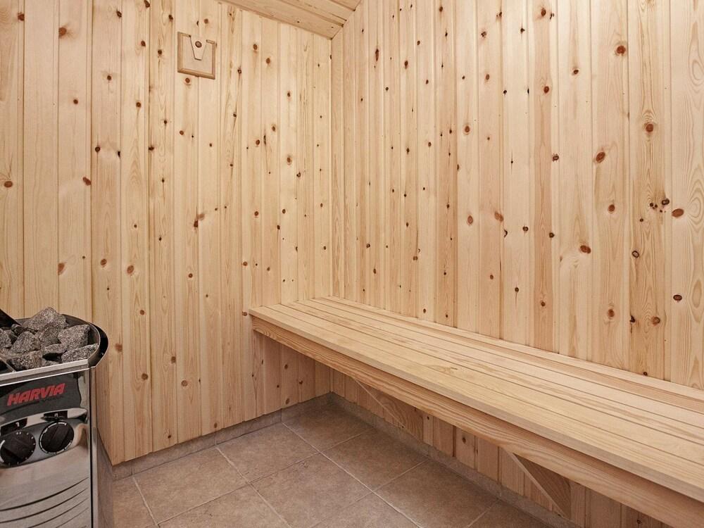 Serene Holiday Home in Dannemare With Indoor Whirlpool Sauna