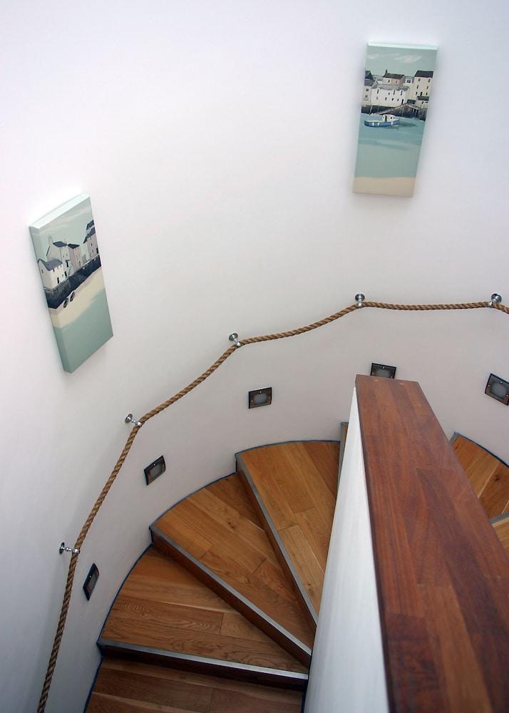 ريفييرا أبارتمنتس