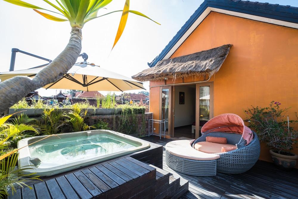 Soa Wonga House Featured Image