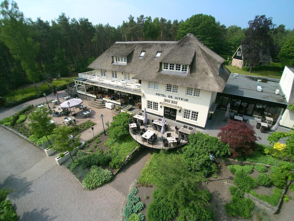 هوتل ريستورانت دي أويتكيجك المنطقة الخارجية