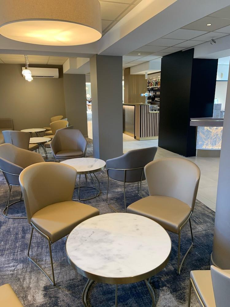 بريت هوتل أورلينز سانت جين دو بريا - لو أنتاريس منطقة الجلوس في الردهة