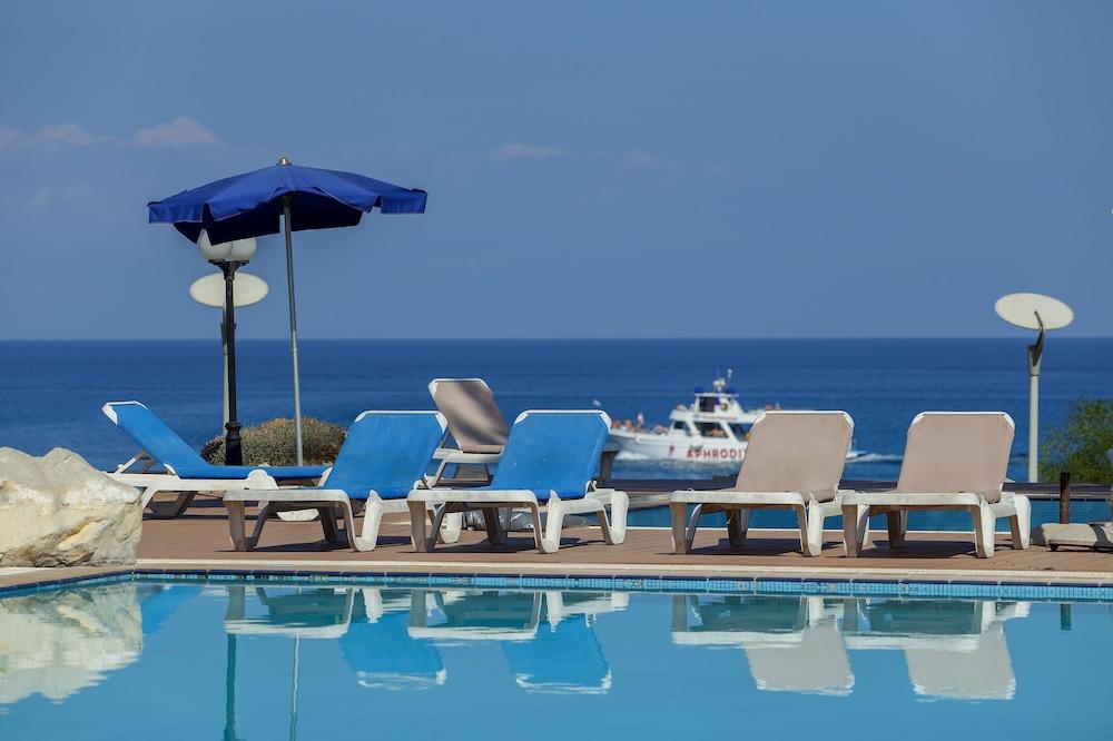 Fig Tree Bay Outdoor Pool