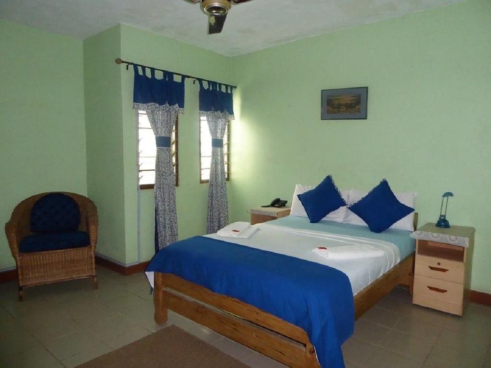 Almond Tree Guest House Room