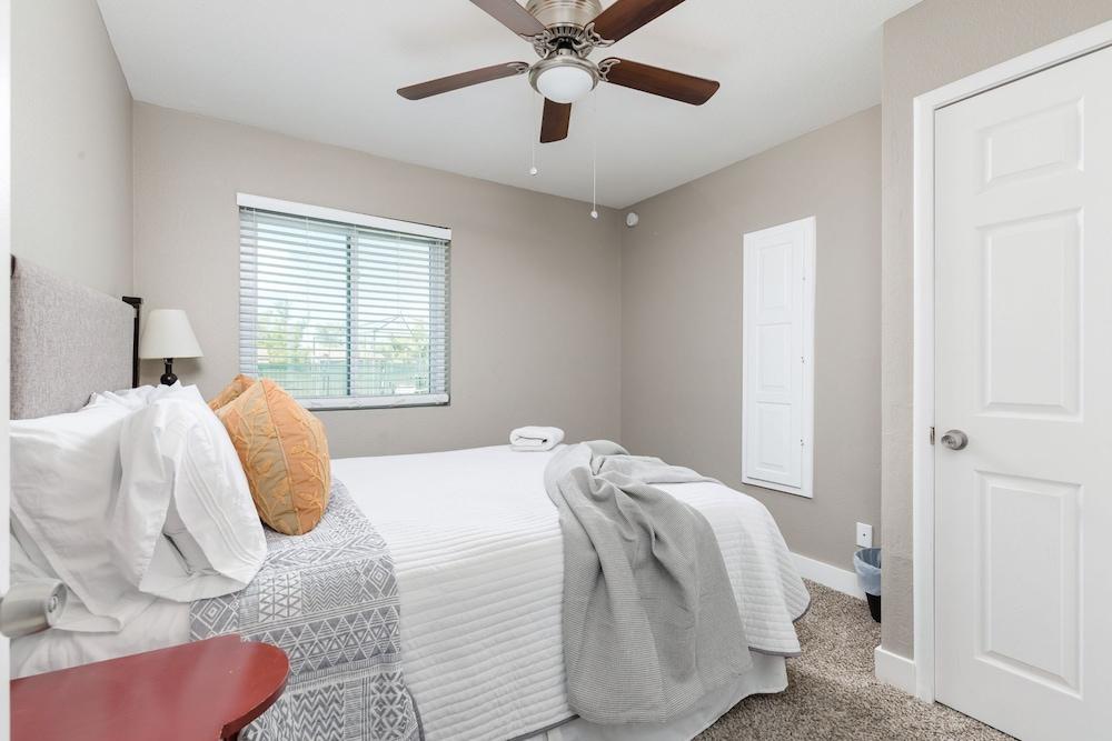 The Diamond - Private Pool / Pet Friendly / 4BD Near Arena Room