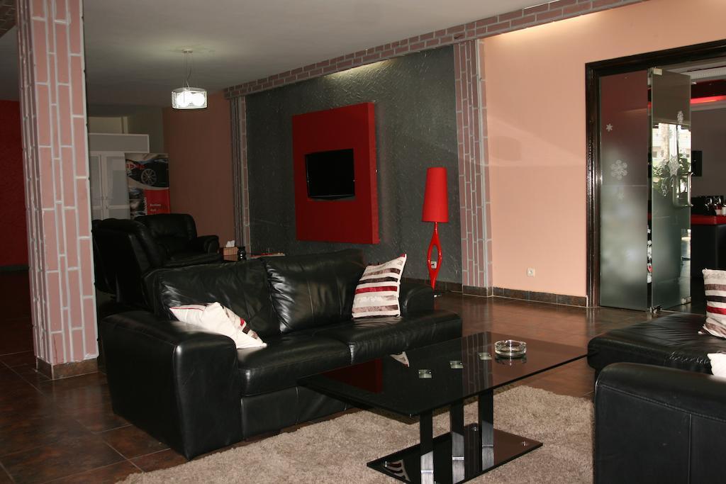 Business Hotel