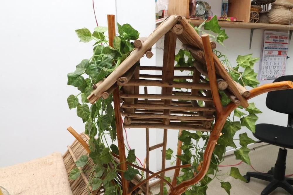 يوهو باورا وود إن تفاصيل الفندق من الداخل