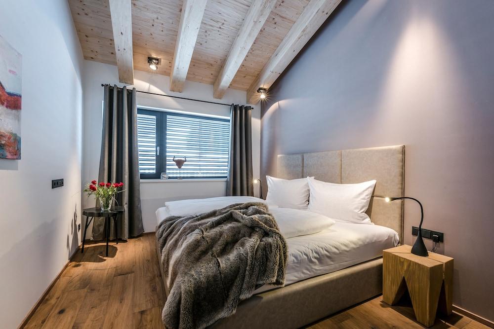 LA SOA Chalets & Eventlodge Room