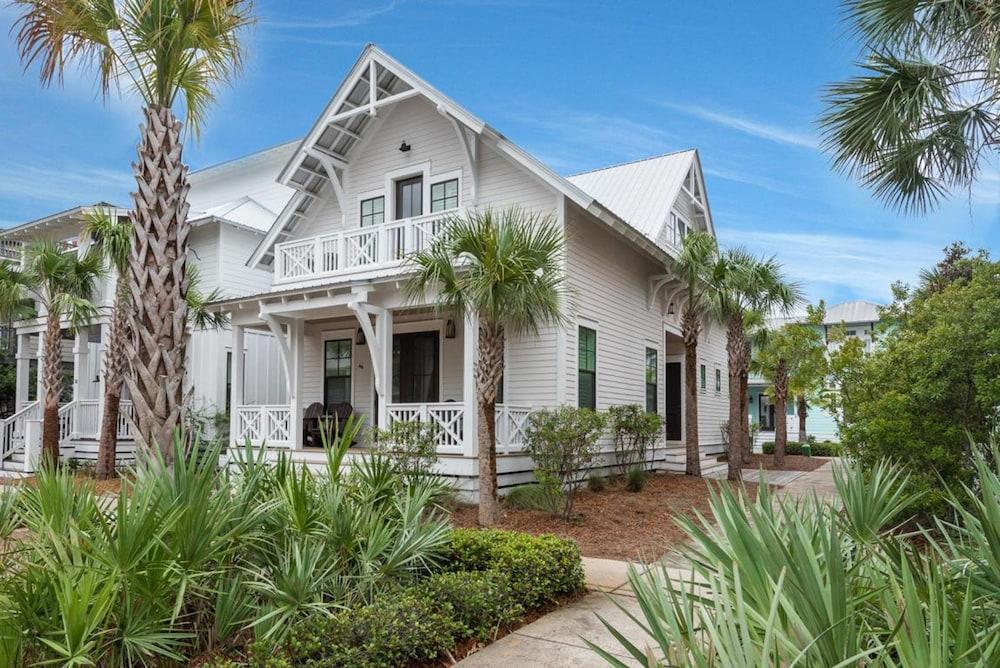 Carefree Cottage - 46 E Seacrest Blvd by Dune Vacation Rentals
