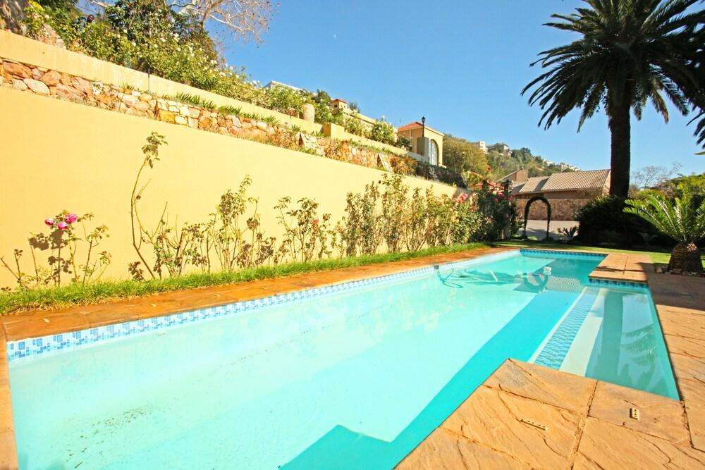 12 on Hillel Guest Manor Outdoor Pool