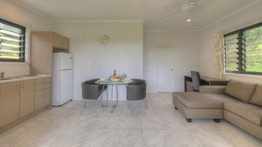 Petite Hatava Living Area