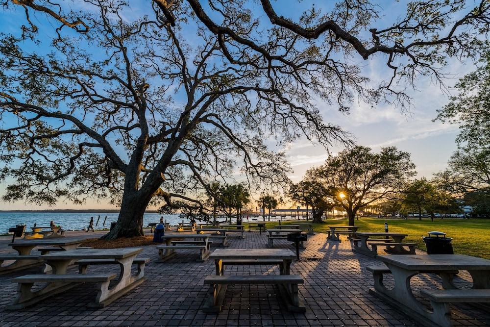 1500 ديمير رود نمبر دي 5 باي هودنيت كوبر المنطقة المحيطة بالمنشأة