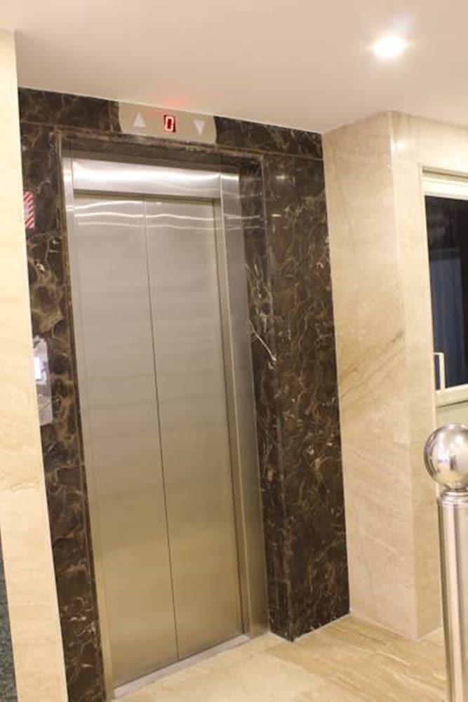 The Gera's Interior Detail