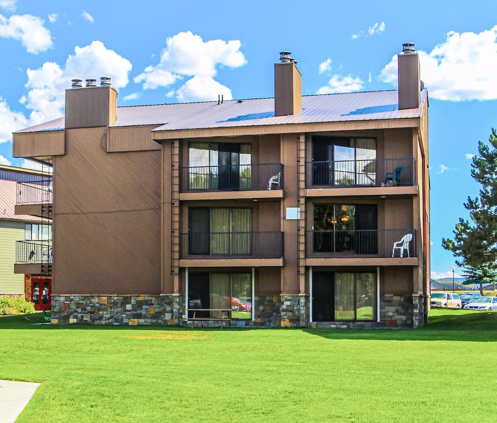 Multi Resorts at Bear Lake Exterior