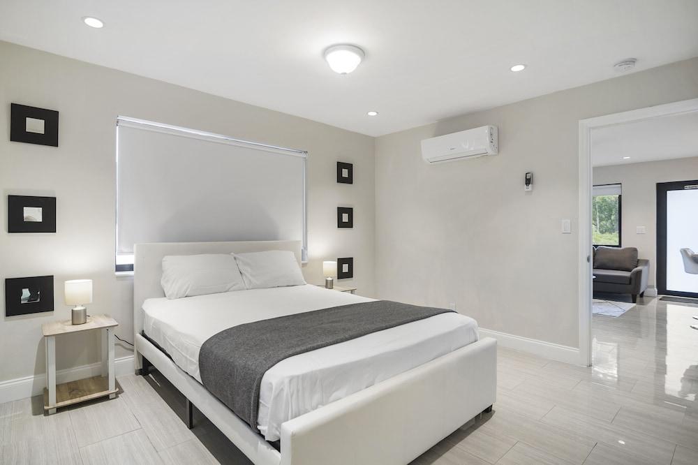 ألاني باي كوندوس فورت لودردال غرفة