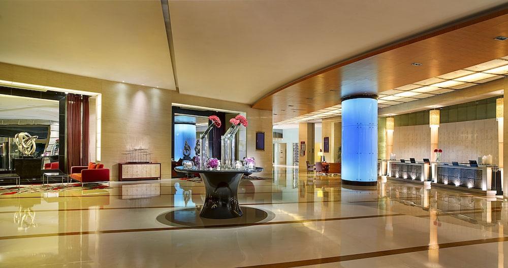 سوفتيل زيان في ميدان رينمين الردهة