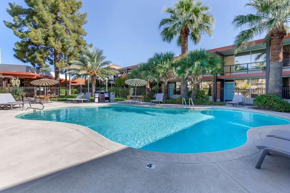 Papago Inn, Ascend Hotel Collection