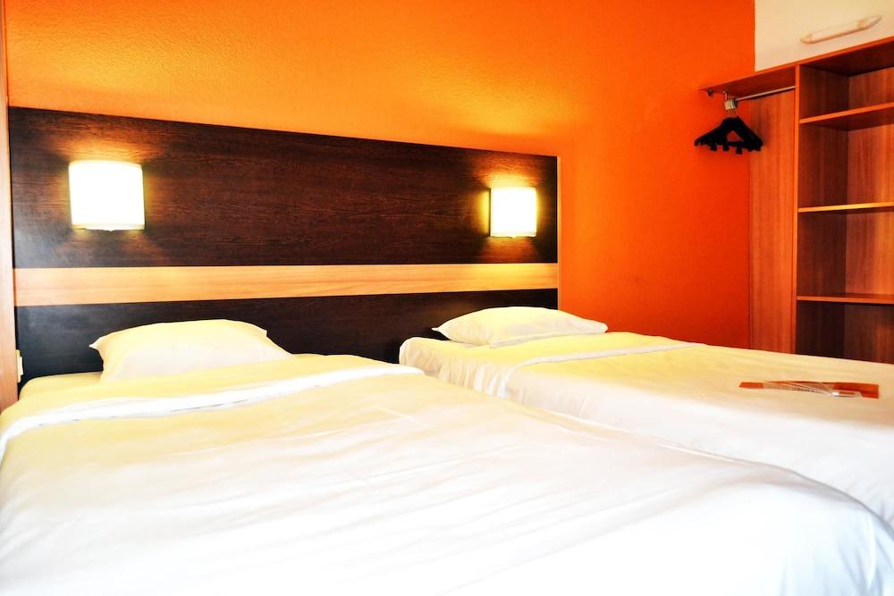 بريمير كلاس باريس إيست - بوبيجني - درانسي غرفة