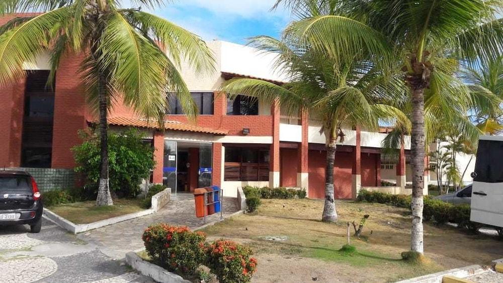Porto Praia Hotel